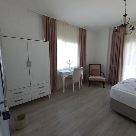 Pensiune La Vista 4*