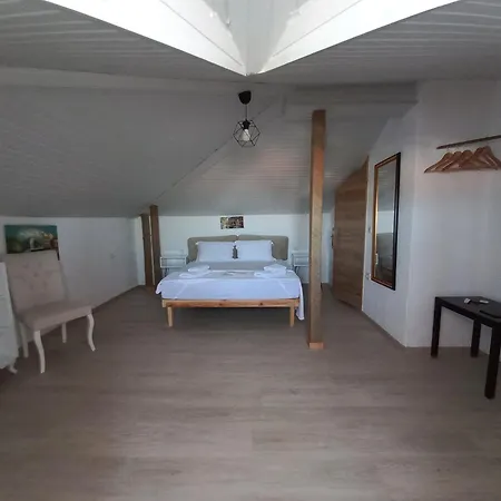 La Vista Guest house