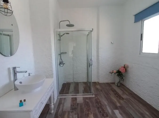 La Vista بيت ضيافة 4*